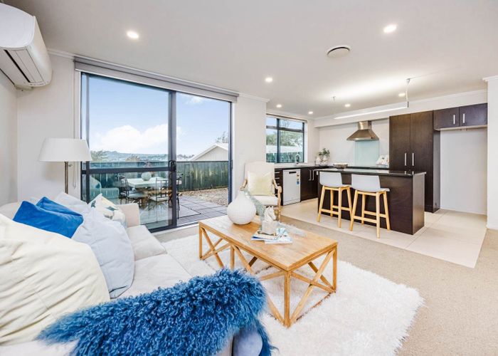  at 52/182 Flat Bush School Road, Flat Bush, Manukau City, Auckland