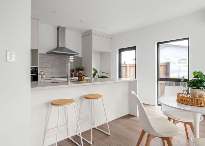  at 2/27 Cotton Street, Saint Andrews, Hamilton, Waikato