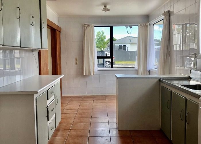 at 215 Birkdale Road, Birkdale, North Shore City, Auckland