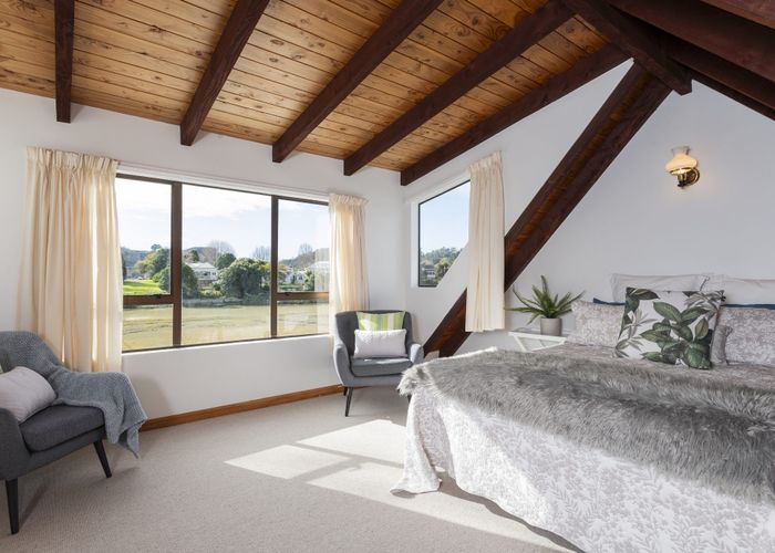  at 4 Cobden Street, Gisborne, Gisborne