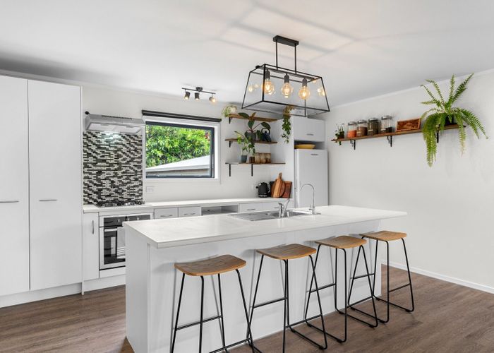  at 8 Dey Street, Mangawhai Heads, Mangawhai