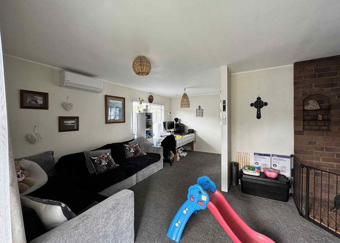  at 19 Fourth View Avenue, Beachlands, Manukau City, Auckland