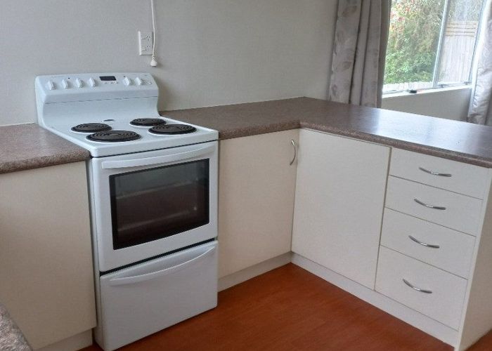  at 72 Vodanovich Road, Te Atatu South, Waitakere City, Auckland