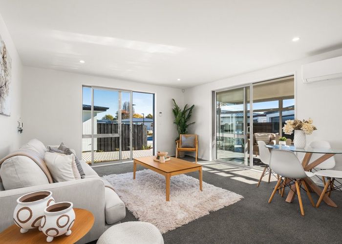  at 10/9c Cuffs Road, Wainoni, Christchurch City, Canterbury