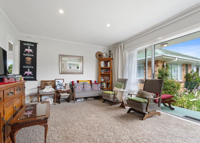  at 2/53 Kings Road, Panmure, Auckland City, Auckland