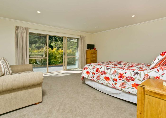  at 12 Stevensons Crescent, Albany