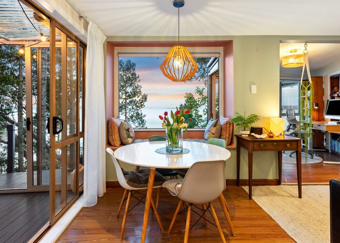  at 11 Wood Bay Road, Titirangi, Waitakere City, Auckland