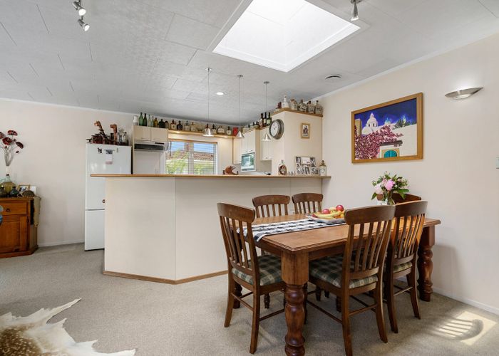  at 12 Glover Street, Leamington, Cambridge