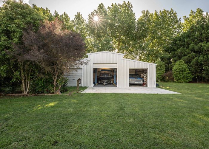  at 1033 Maungakawa Road, Te Miro