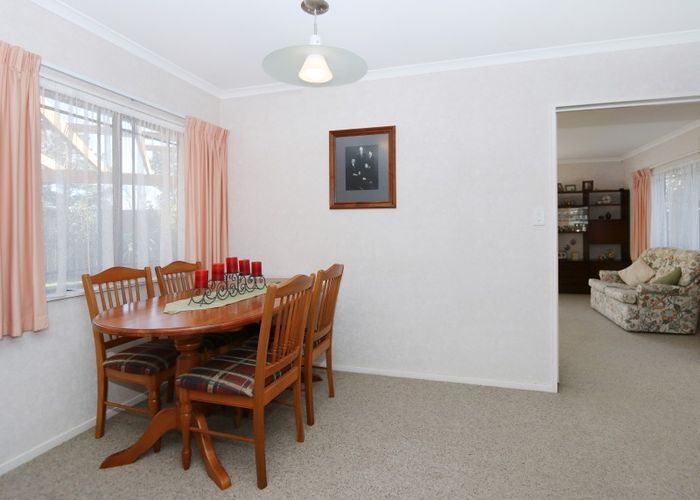  at 11 Rothesay Place, Highbury, Palmerston North