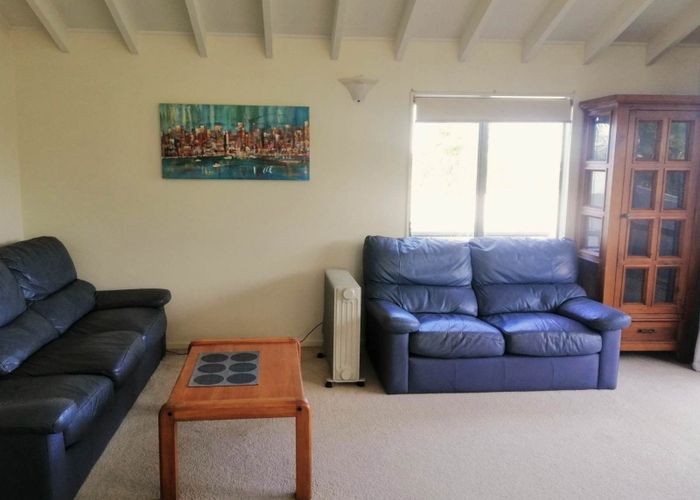  at 33B Wolsley Avenue, Milford, North Shore City, Auckland
