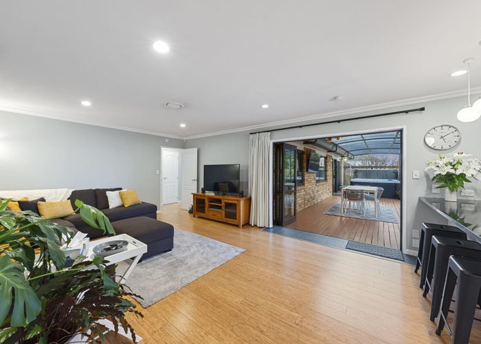  at 61 Rushgreen Avenue, Pahurehure, Papakura