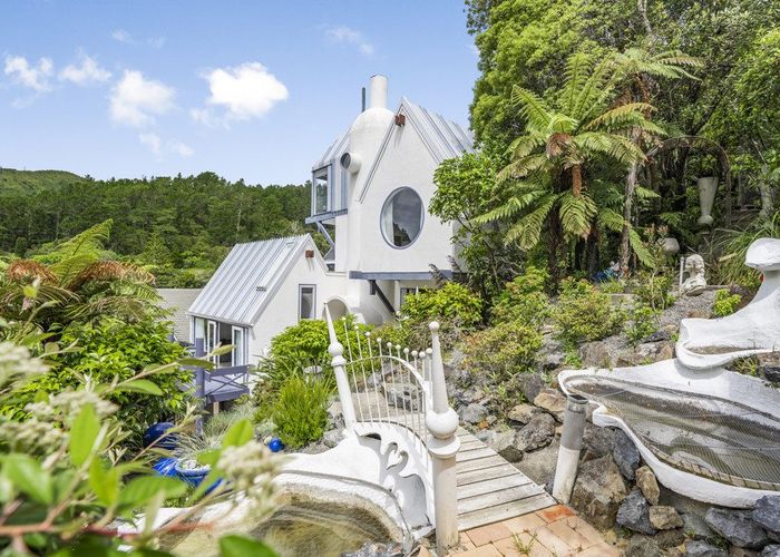  at 454 Stokes Valley Road, Stokes Valley, Lower Hutt