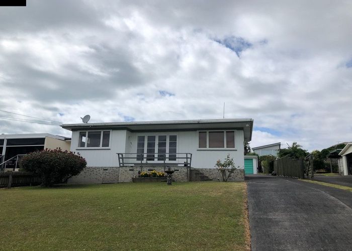  at 15 Craig Road, Maraetai, Manukau City, Auckland