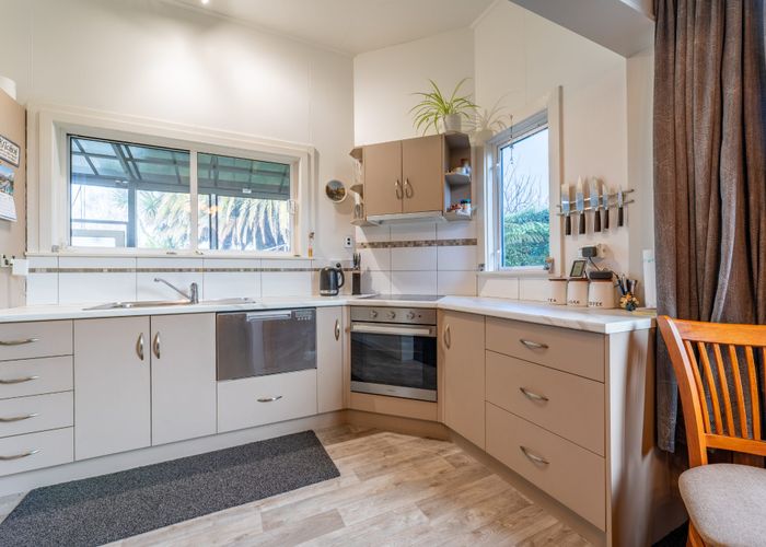  at 42 College Road, Parkside, Timaru, Canterbury