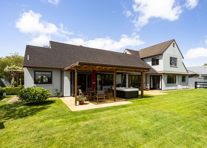  at 1881 River Road, Flagstaff, Hamilton, Waikato