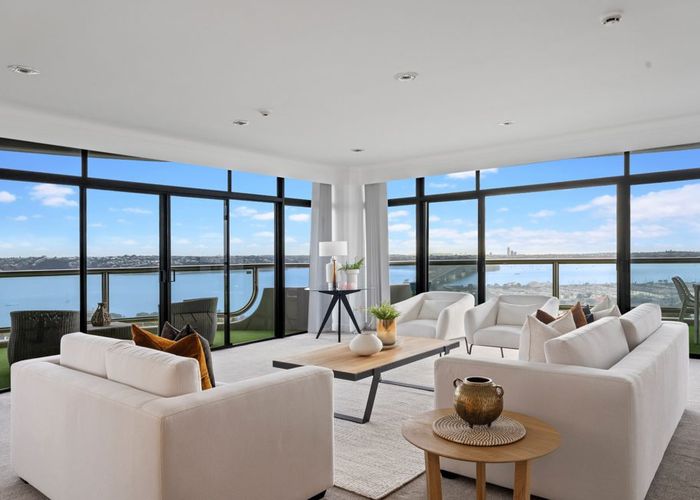  at 9/97 Jervois Road, Herne Bay, Auckland