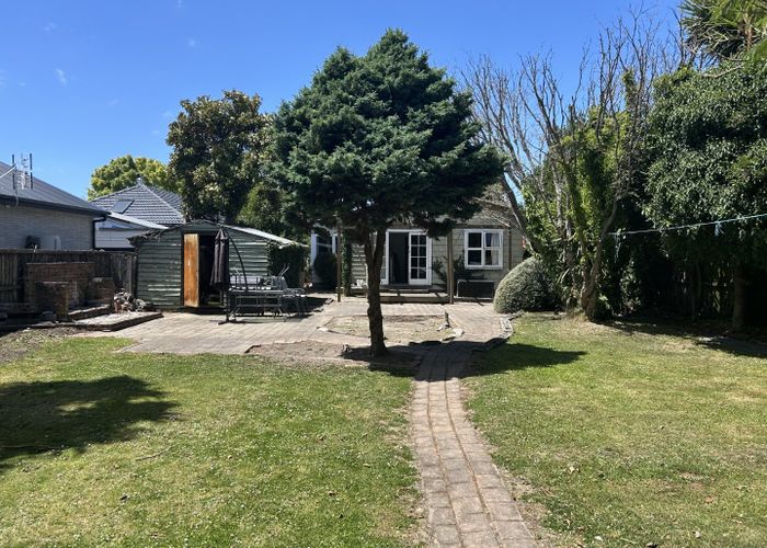  at 117 Avonhead Road, Avonhead, Christchurch City, Canterbury