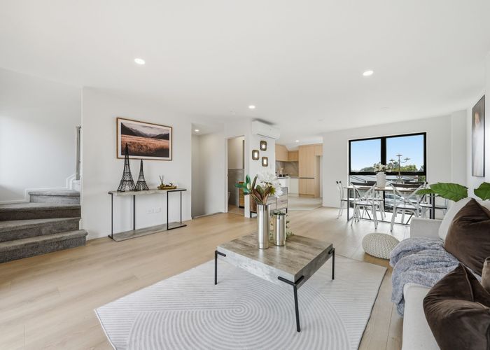  at 2/9 Doughty Place, Otara, Manukau City, Auckland