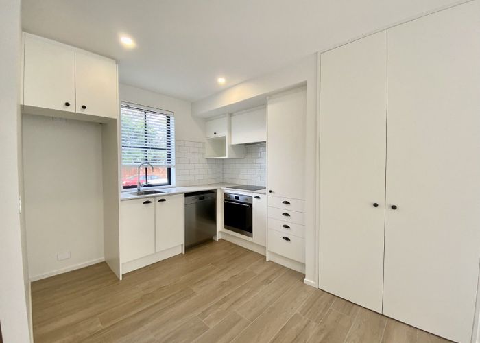  at 2/25 Bunyan Street, Waltham, Christchurch
