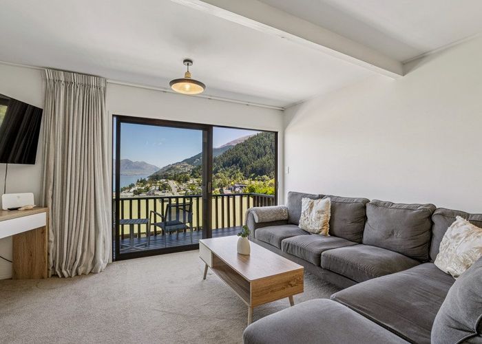  at 3/14 Malaghan Street, Town Centre, Queenstown-Lakes, Otago
