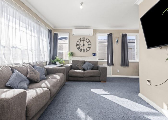  at 38 Milton Street, Roslyn, Palmerston North