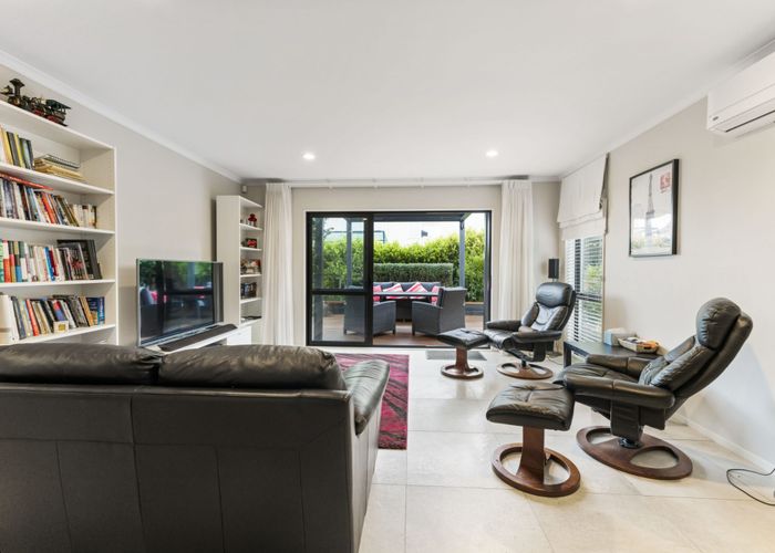  at 20 Springcrest Drive, Karaka, Papakura