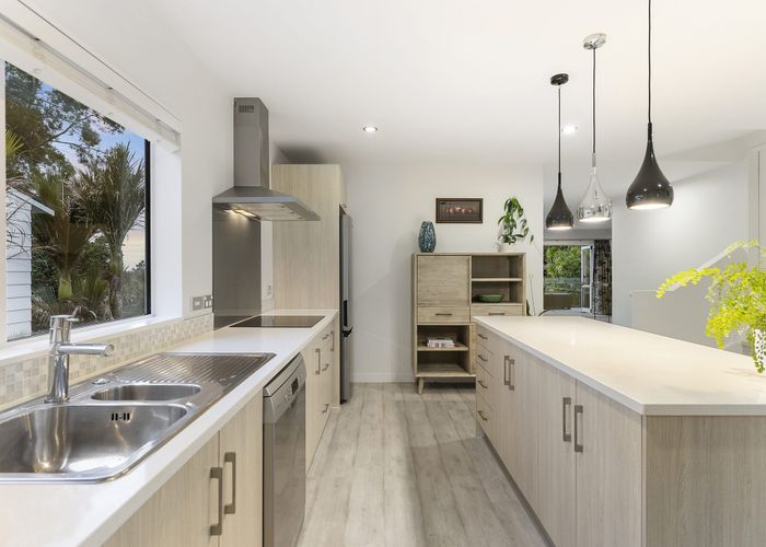  at 2D Zion Road, Birkenhead, North Shore City, Auckland