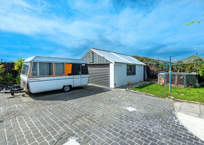  at 230 Shortland Street, Aranui, Christchurch