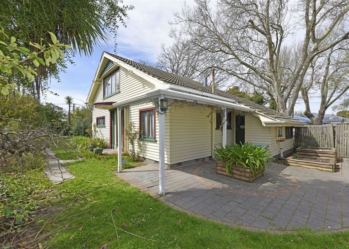  at 108 Opawa Road, Opawa, Christchurch City, Canterbury