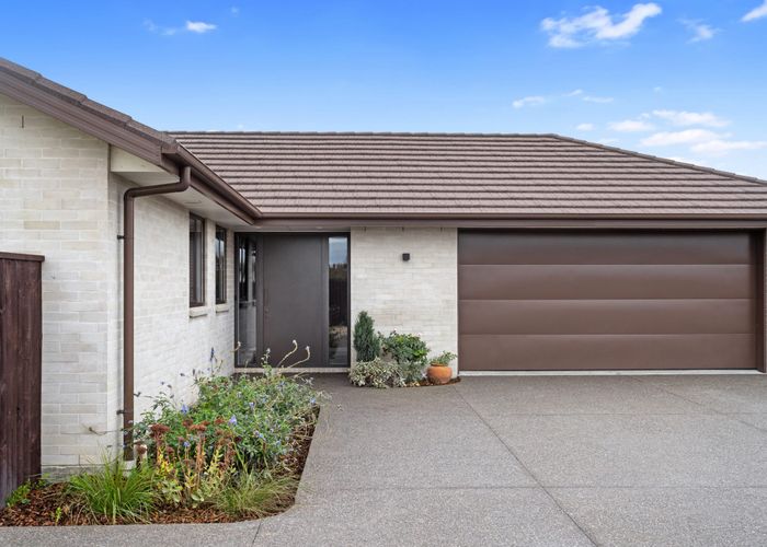 at 60 Parsonage Road, Woodend, Woodend