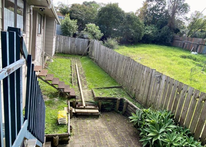  at 1 Cottam Grove, Northcross, North Shore City, Auckland