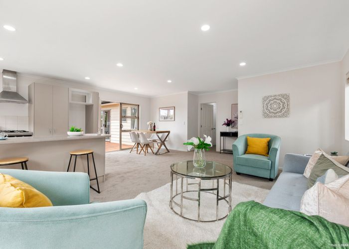  at 29 Quincey Place, Massey, Auckland