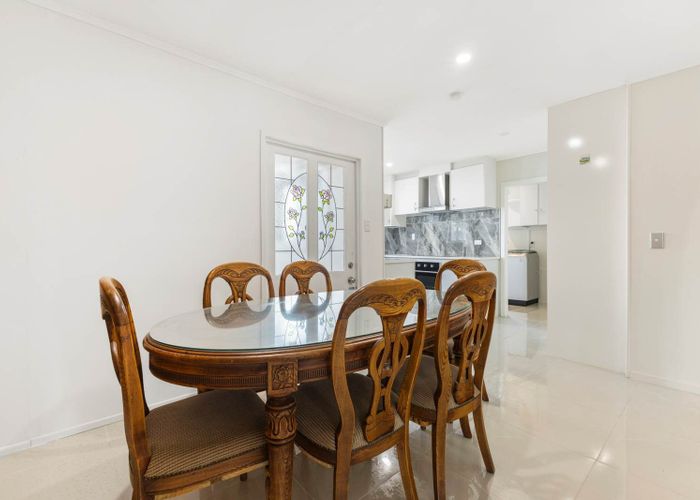  at 11 Gifford Road, Papatoetoe, Auckland