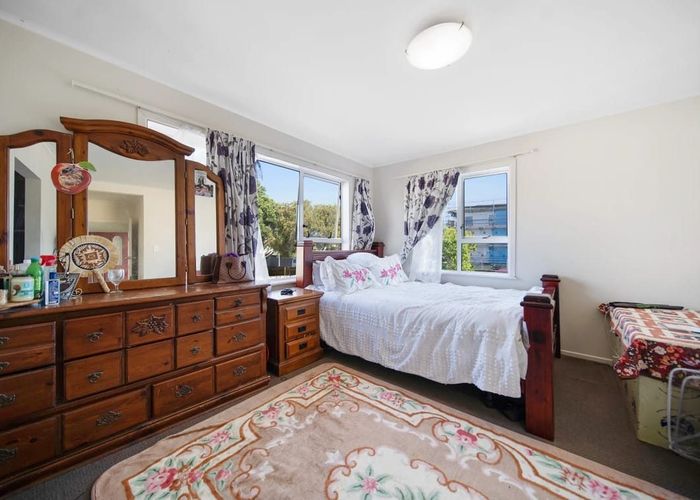  at 9 Reeves Avenue, Papatoetoe, Manukau City, Auckland