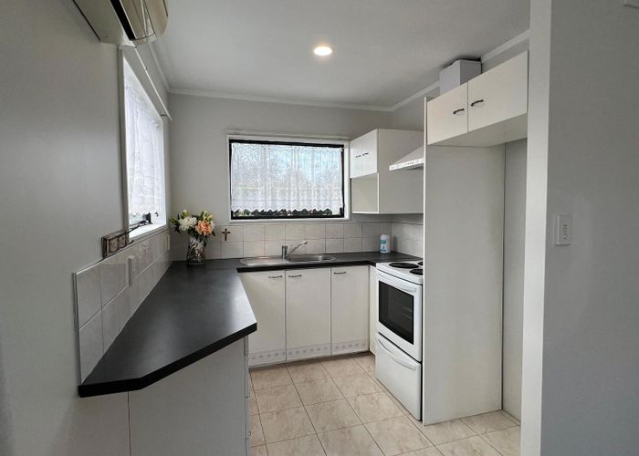  at 1/1 Taikata Road, Te Atatu Peninsula, Waitakere City, Auckland