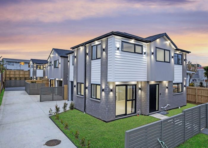  at Lot 2/25 Cramond Drive, Mangere, Manukau City, Auckland