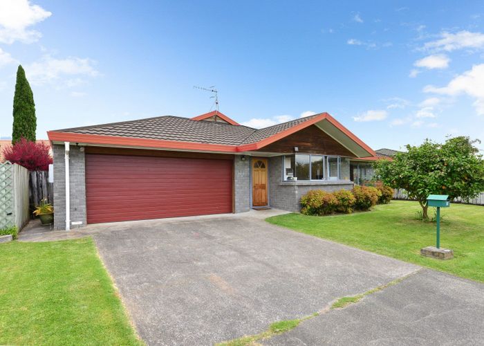  at 16 Moreland Avenue, Pukete, Hamilton
