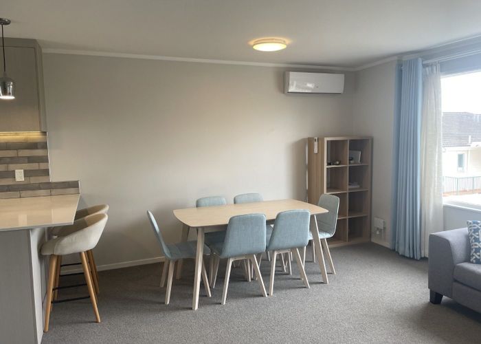  at 2/10 Matiere Road, Onehunga, Auckland