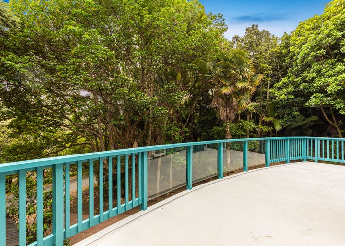  at 4 Okoka Road, Omiha, Waiheke Island