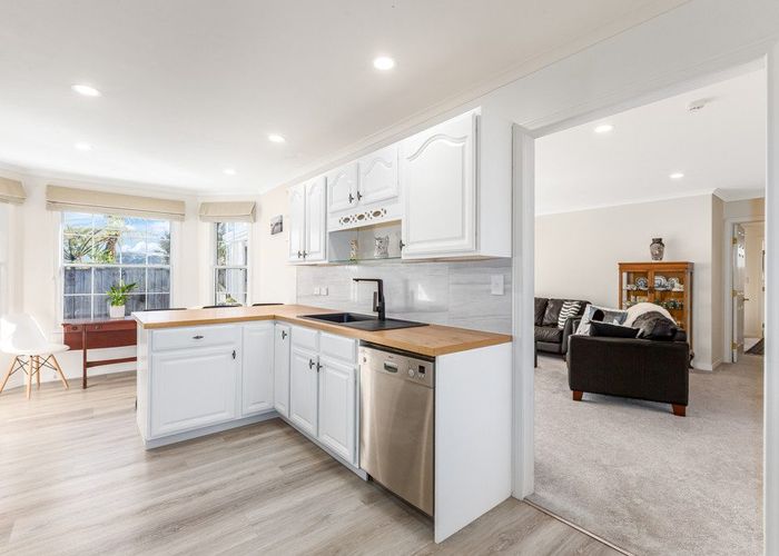  at 84 Navigation Drive, Whitby, Porirua, Wellington