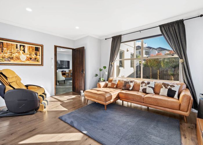  at 15 Cherrywood Crescent, Northpark, Manukau City, Auckland