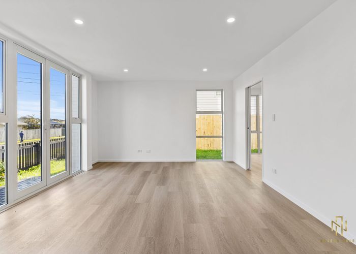  at 22 Aeronautic Road, Takanini, Papakura, Auckland