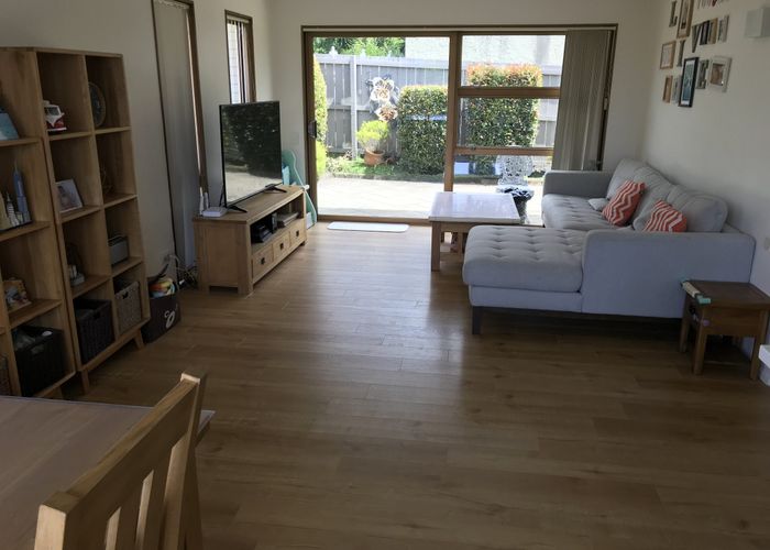  at 1/3 Quebec Road, Milford, Auckland