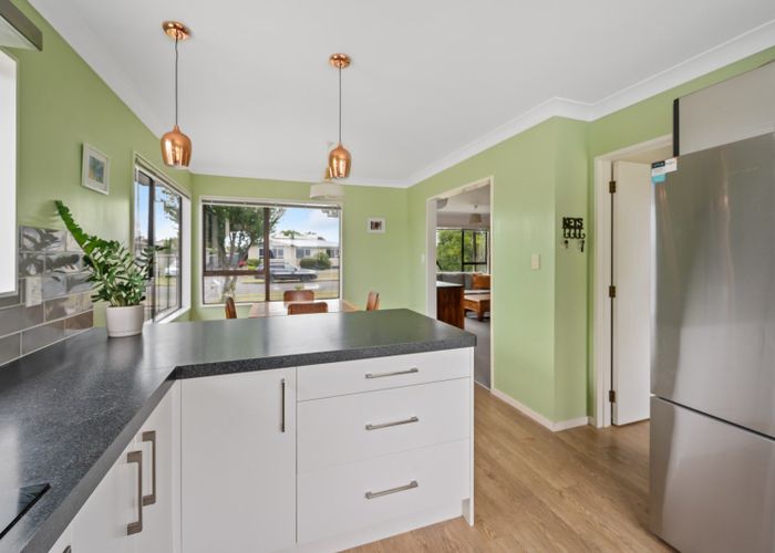  at 15 Duckworth Crescent, Greenmeadows, Napier