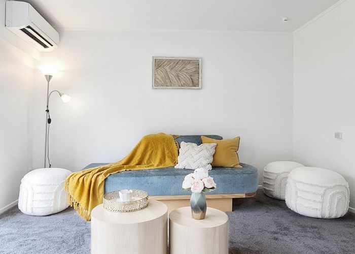  at 2/90 Puhinui Road, Papatoetoe, Auckland