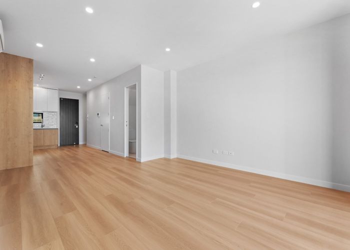  at 31 Kuaha Road, Westgate, Waitakere City, Auckland