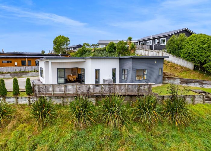  at 71 Cyrus Street, Whalers Gate, New Plymouth, Taranaki