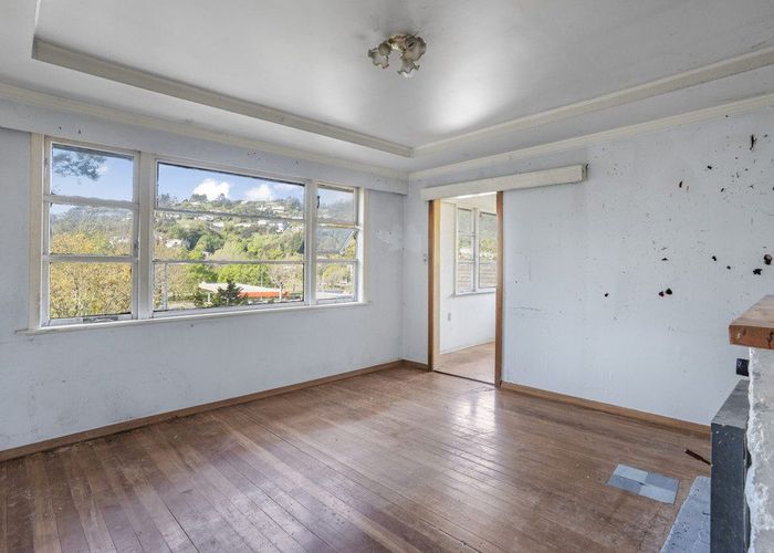  at 8 Stokes Valley Road, Stokes Valley, Lower Hutt