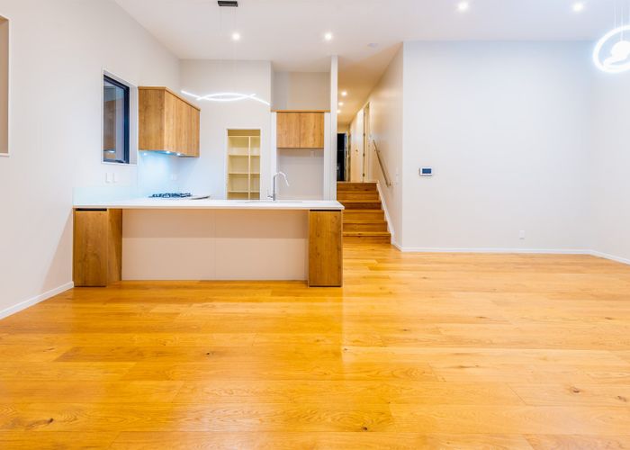 at 12 Kowaitau Avenue, Beachlands, Manukau City, Auckland